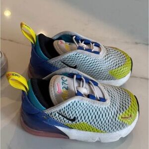 Nike Air Max 270 Sneakers